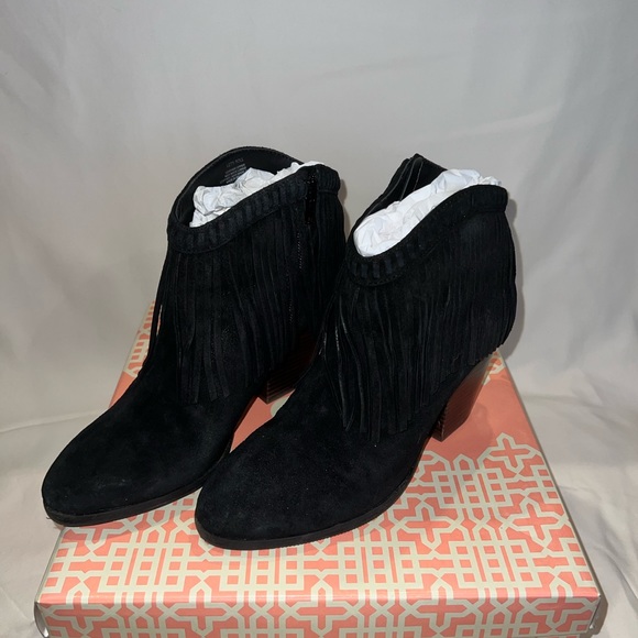 Gianni Bini Black Booties, black, size 8, brand new - Picture 1 of 2
